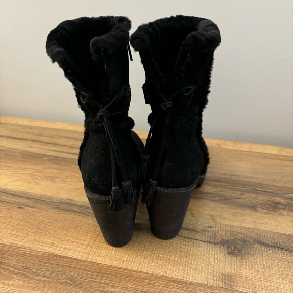 Frye Suede Tassel Accents High Heeled Platform Boots Women’s - Picture 6 of 12